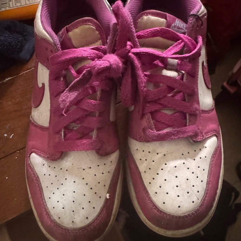 Nike Fuchsia and Cream Sneakers